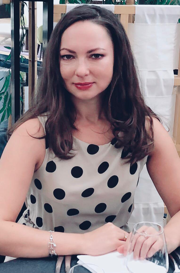 Юлия Пелевина — Перевод с русского на французский и с французского на русский, ходатайство, медиация — Maisons-Alfort